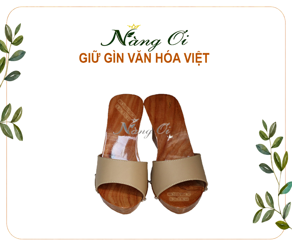 guốc gỗ mang cùng áo dài